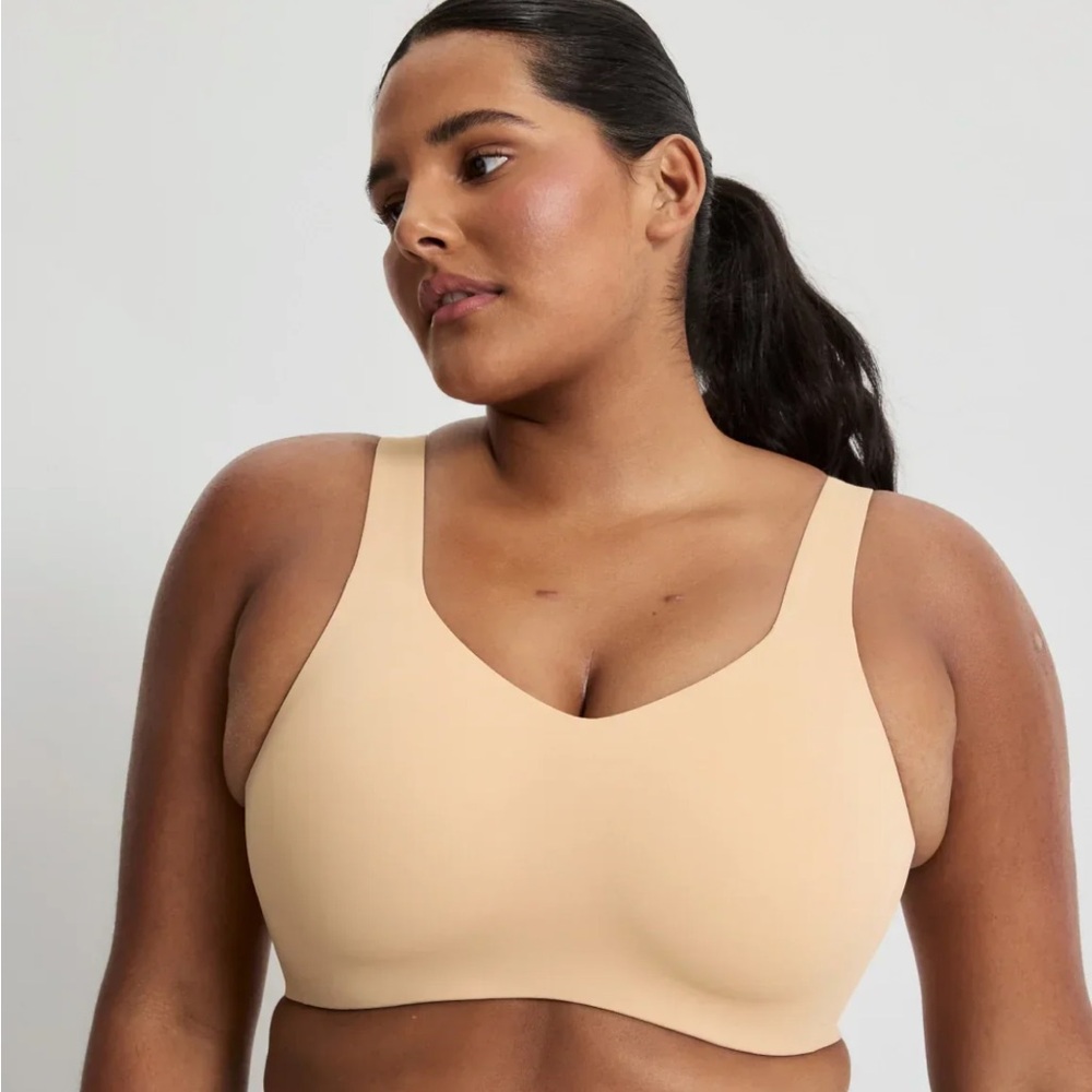 NWT knix Catalyst Sports Bra in Warm Sand Nude activewear